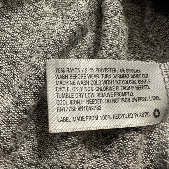 2T Cat & Jack Hethered Gray tunic lightweight sweater | Hacci material | GUC - Picture 2 of 2